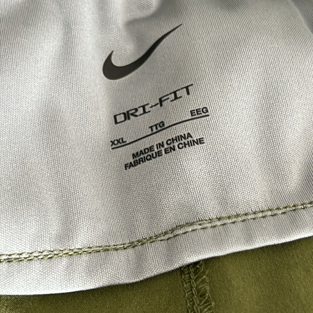 Nike Dri-Fit pants - Picture 10 of 11